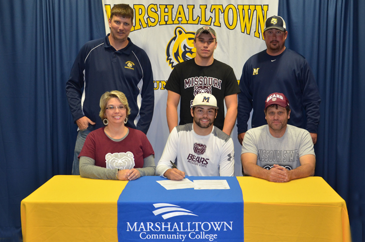 Kolton Gonnerman, joined by his parents Amy and Kendal, his brother Karson, and MCC head coach Rich Grife and assistant coach Chris Beall, signs his National Letter of Intent to play for the NCAA Division I Missouri State Bears in 2017