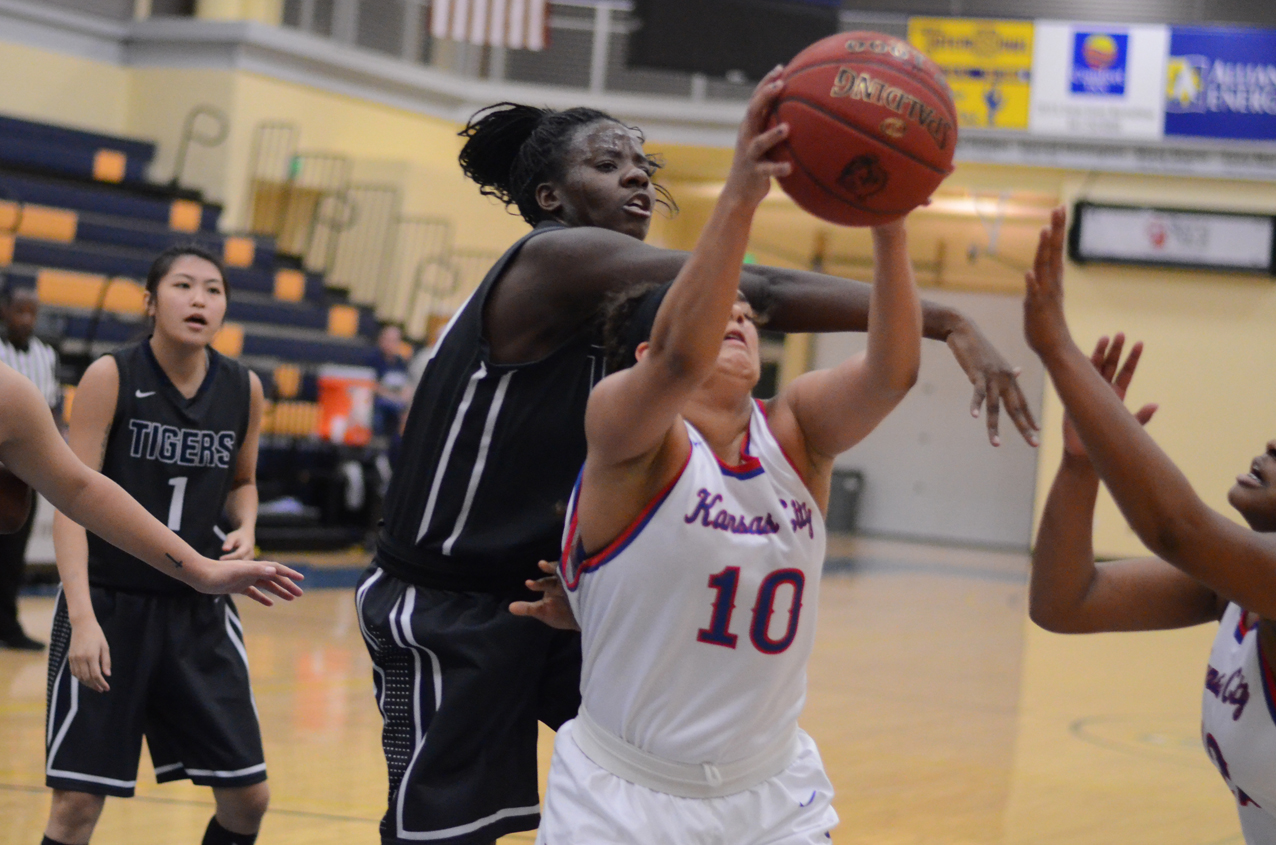 MCC outmatched on final night of Emerson Classic vs. KCKCC