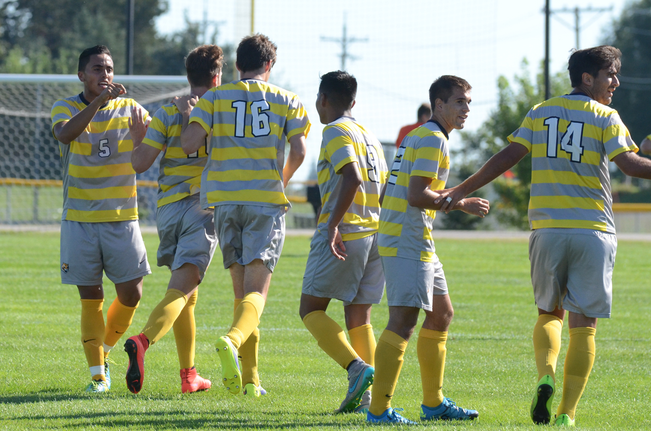 No. 17 MCC pitches a shutout in 2-0 win over Indian Hills