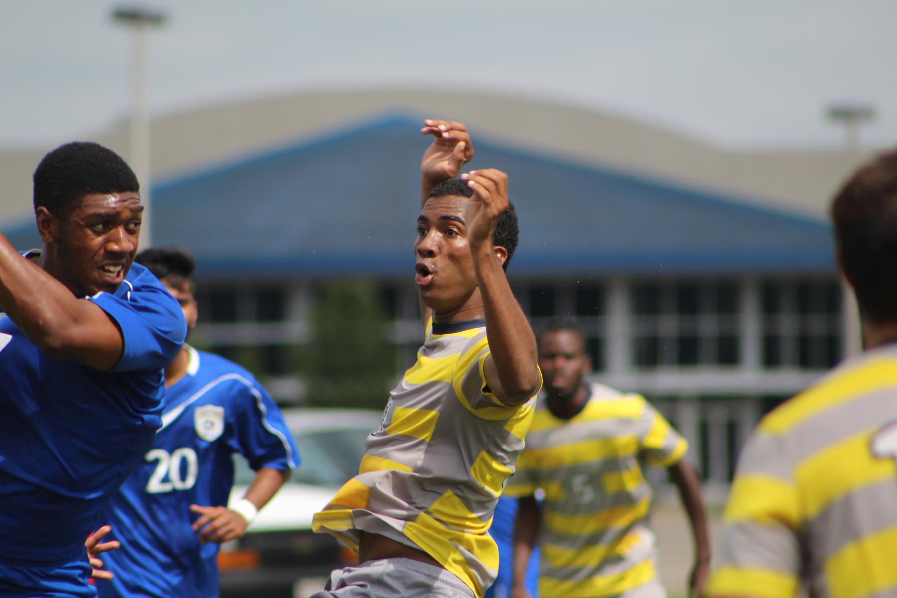 No. 7 MCC drops NIACC 3-2 in double overtime
