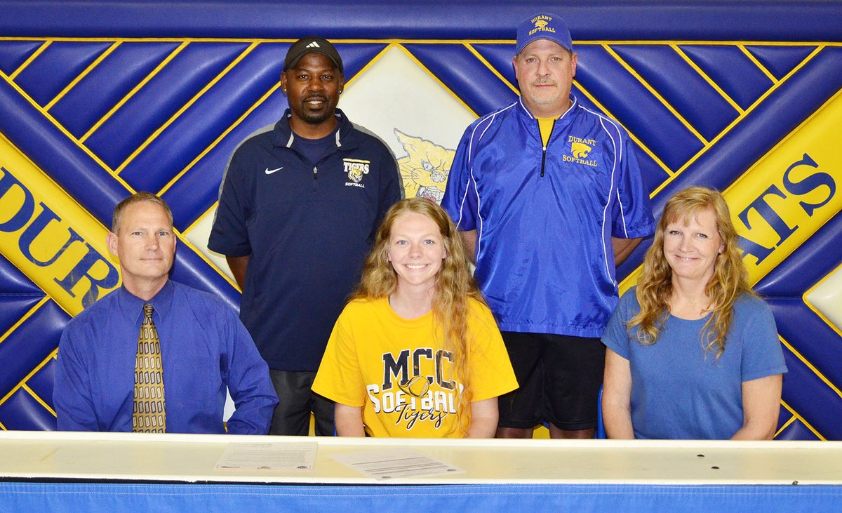 Haleigh Carnes of Durant, IA has signed a National Letter of Intent to join the MCC softball program next season (Photo credit: Andrew Wyder)