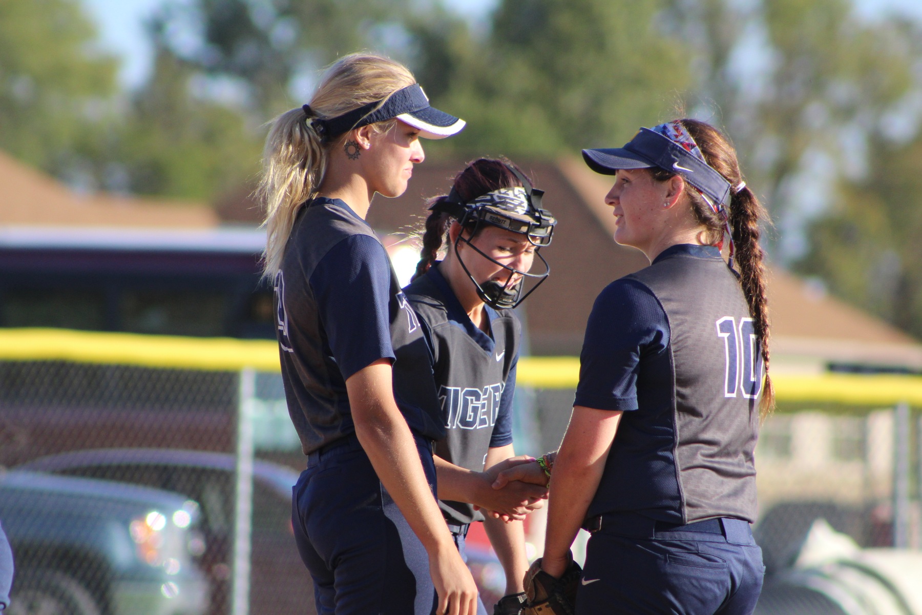 The MCC softball team split a pair of games in Clermont, FL on Friday