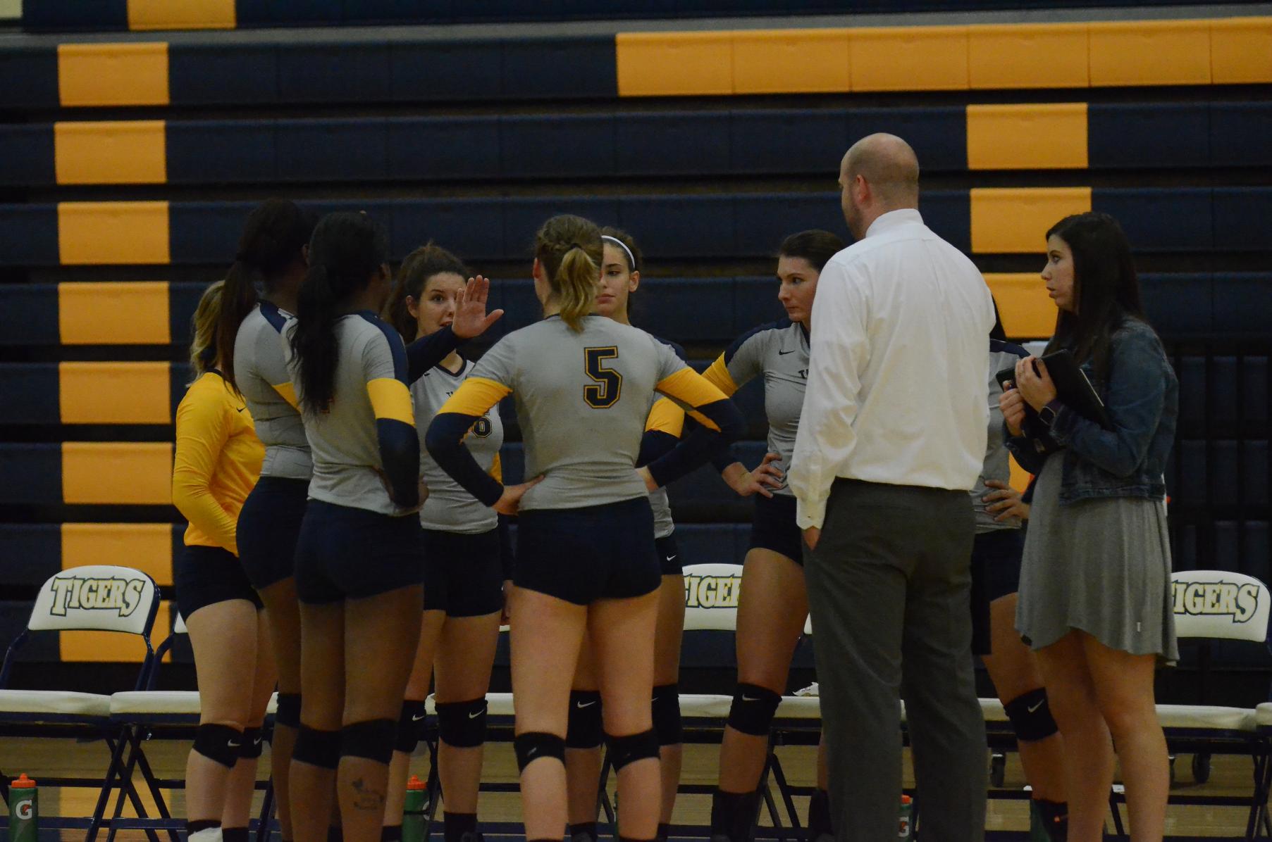 Volleyball drops a pair at NECC Tournament