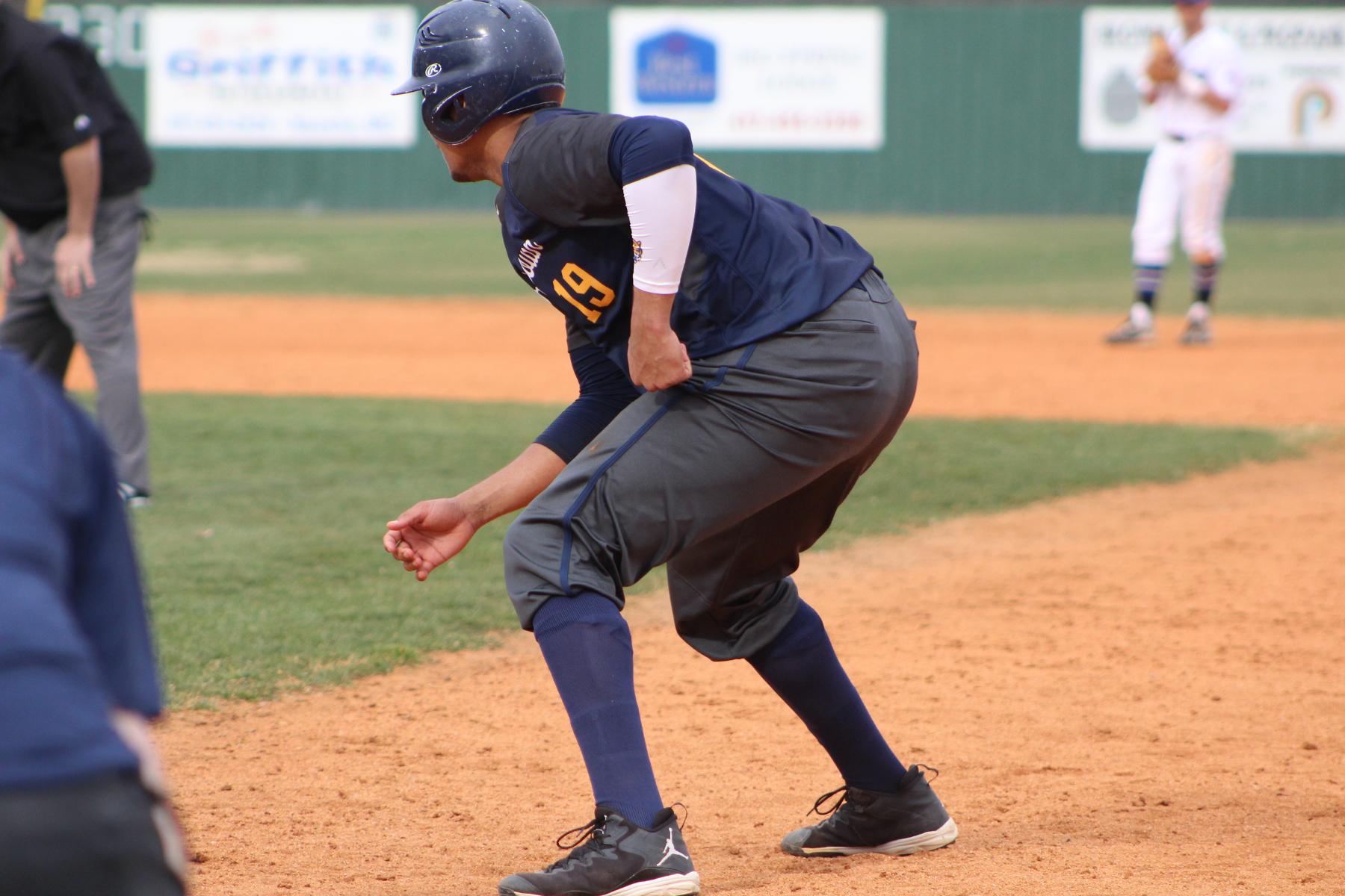 Offense powers baseball to series split with No. 17 Crowder