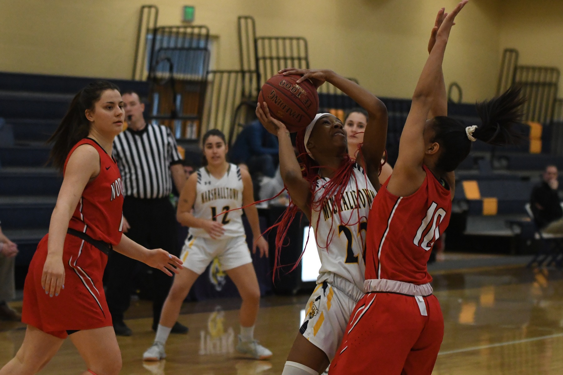 MCC women drop two conference games